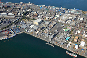 徳山工場